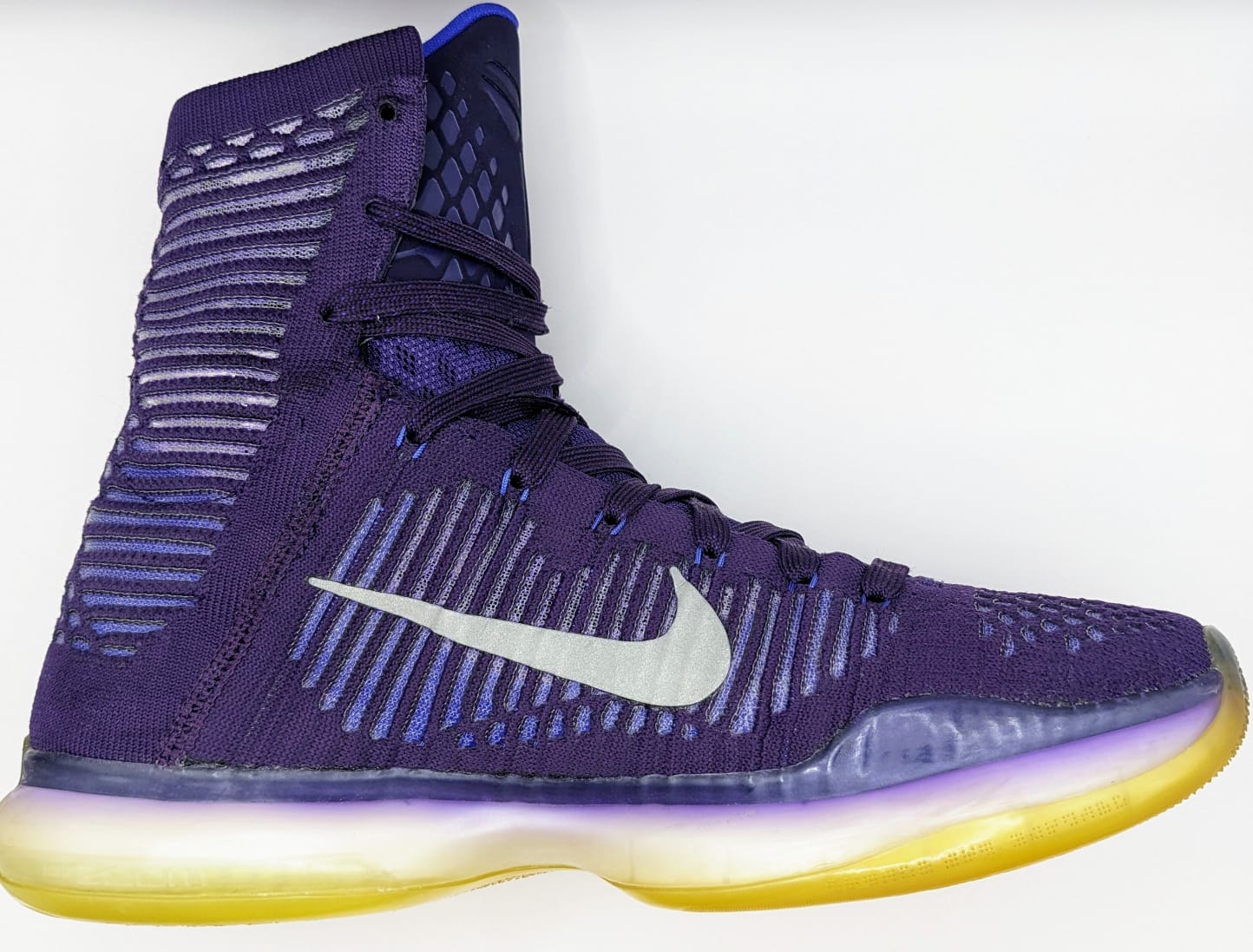 Kobe 10 Elite High Team Pack 27.5cm estado impecable