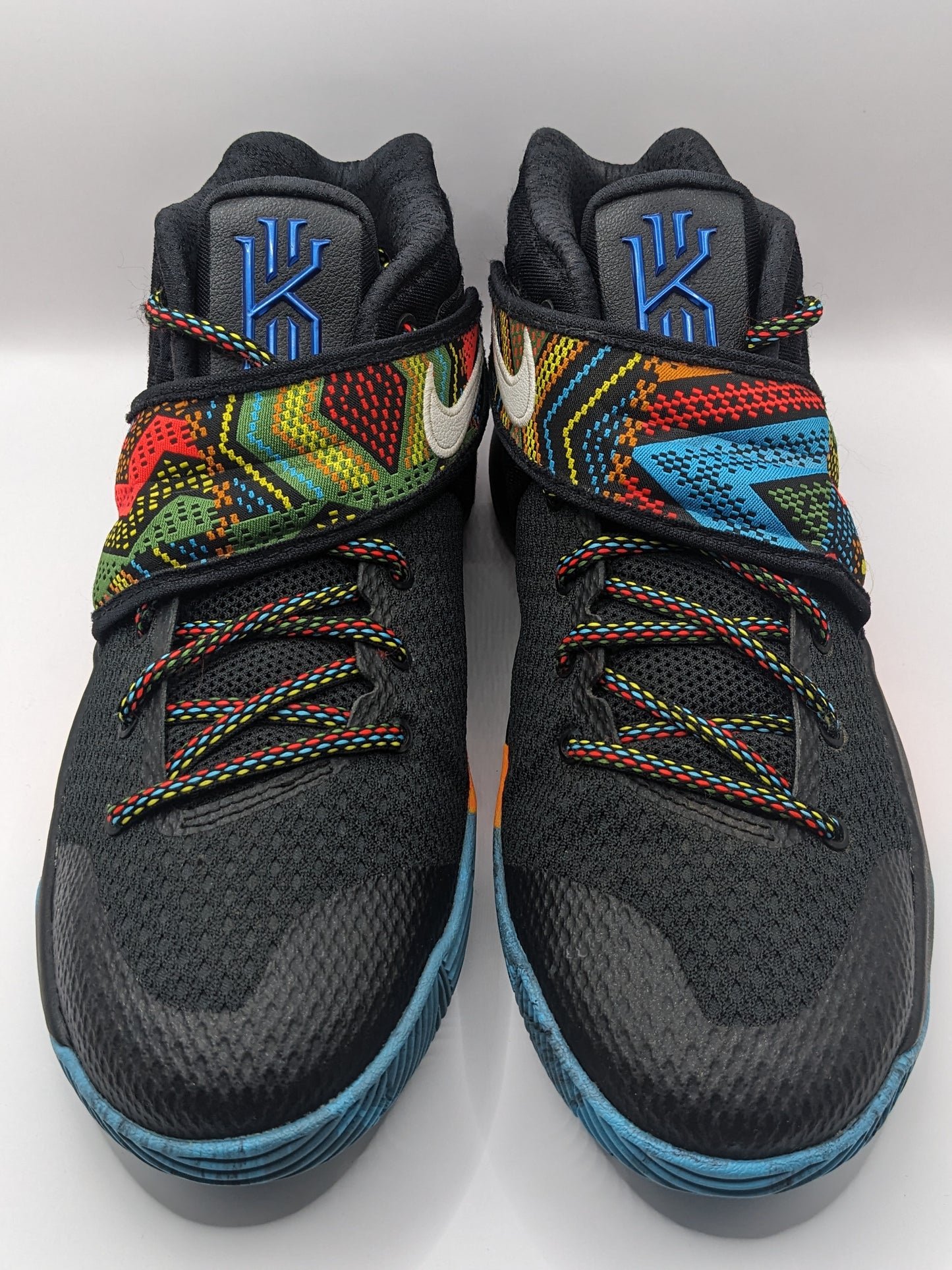 Kyrie 2 BHM (24.5CM/6.5US) Estado Impecable