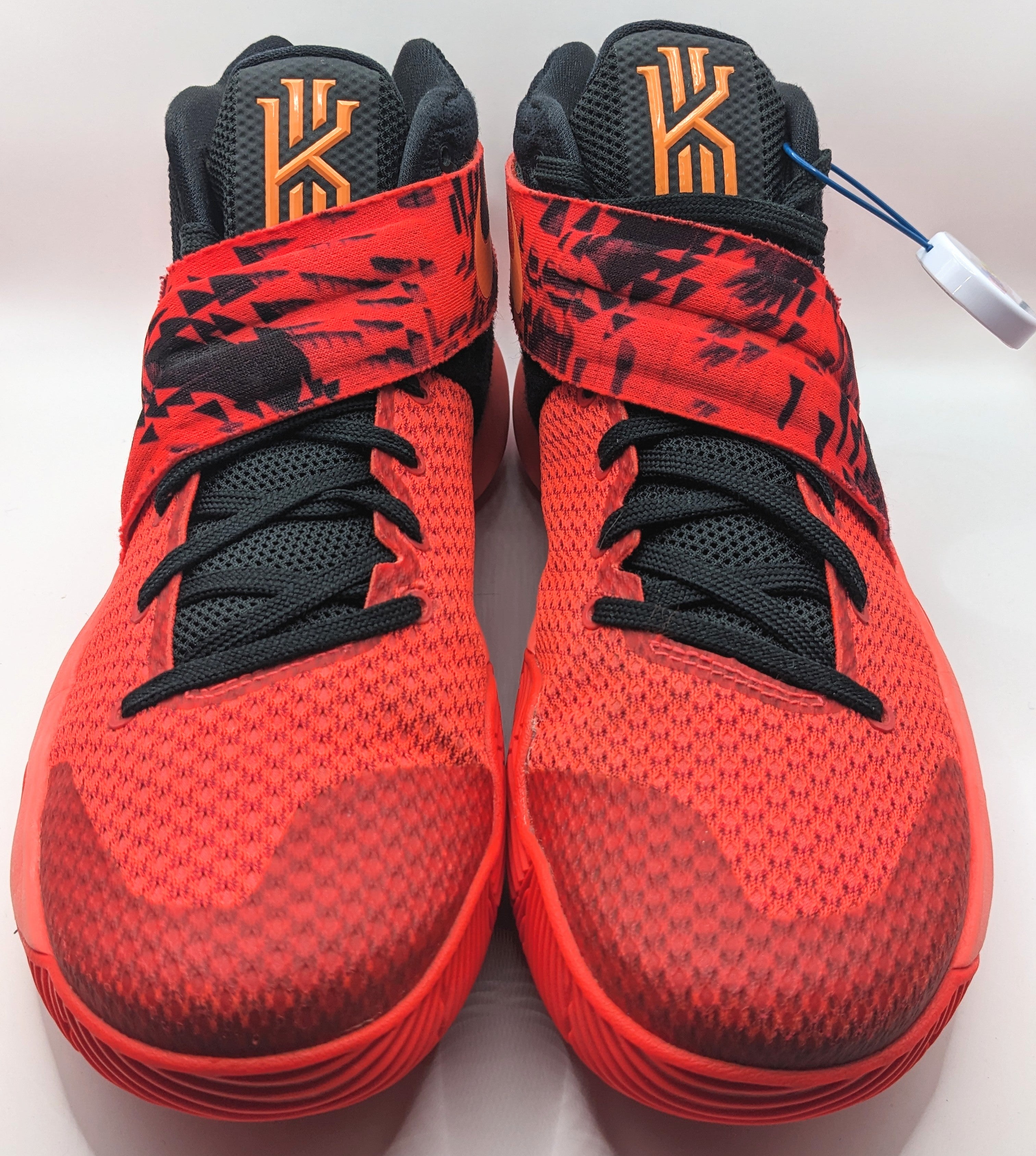 Nike Kyrie 2 Inferno. 27.5mx 9.5us estado impecable